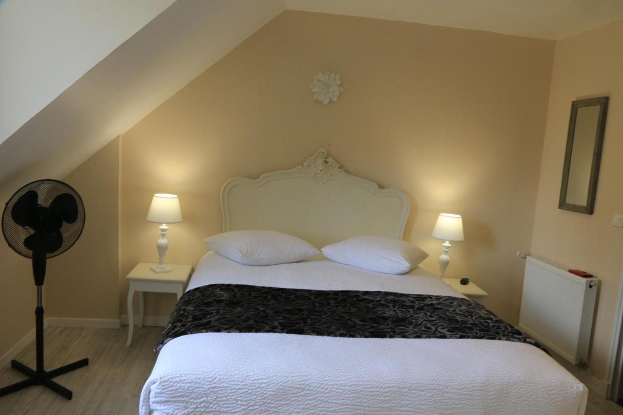 Hostellerie La Bruyere Chalvignac Εξωτερικό φωτογραφία