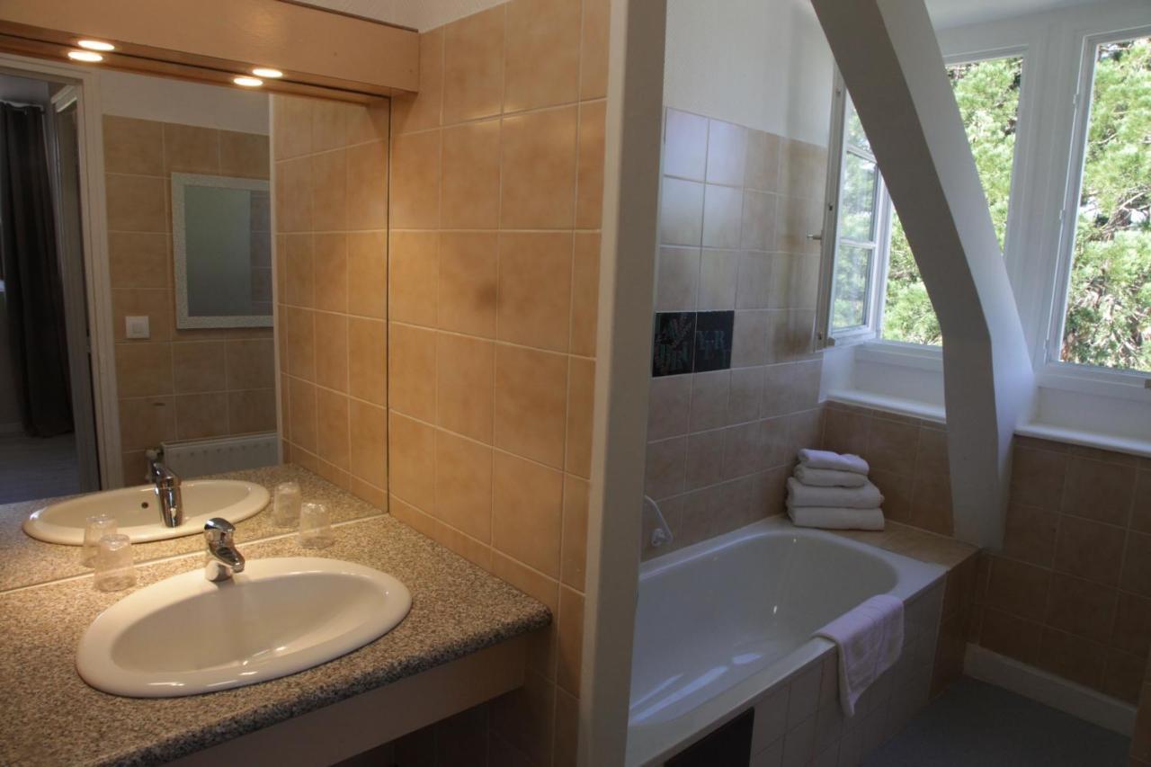 Hostellerie La Bruyere Chalvignac Εξωτερικό φωτογραφία