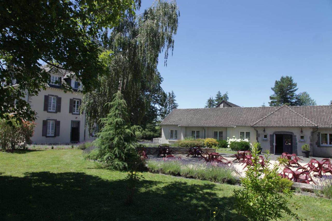 Hostellerie La Bruyere Chalvignac Εξωτερικό φωτογραφία