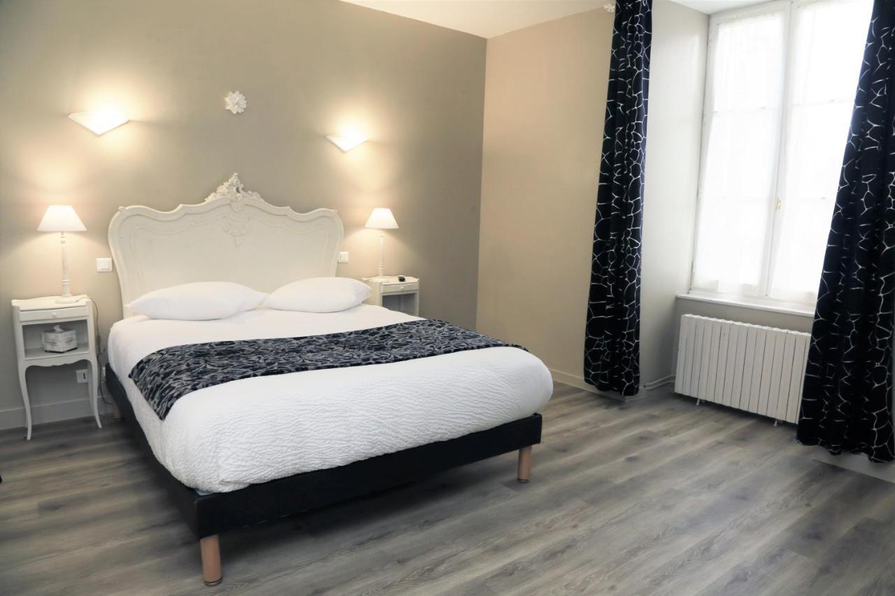 Hostellerie La Bruyere Chalvignac Εξωτερικό φωτογραφία