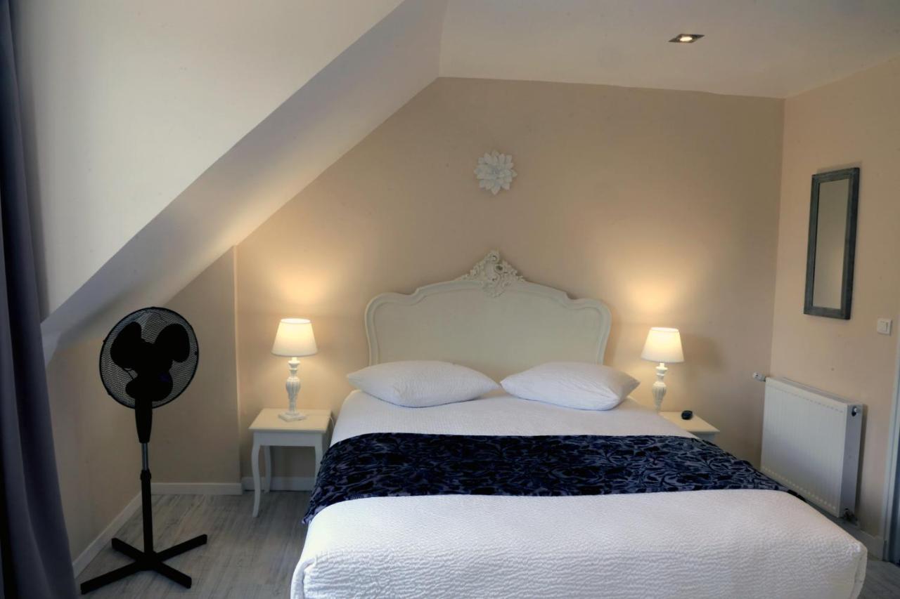Hostellerie La Bruyere Chalvignac Εξωτερικό φωτογραφία